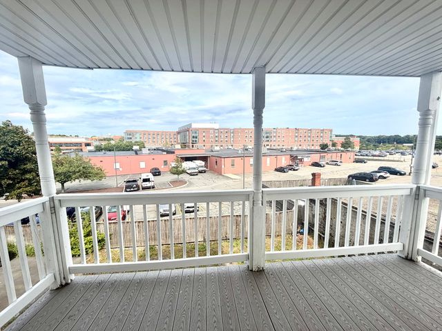 107 Loring Av 2, Salem, MA 01970