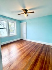 107 Loring Av 2, Salem, MA 01970