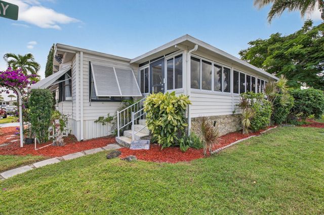 50012 Hacha, Boynton Beach, FL 33436