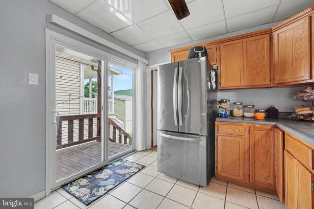 282 UNION ST, Millersburg, PA 17061