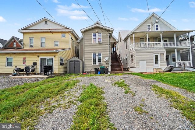 282 UNION ST, Millersburg, PA 17061