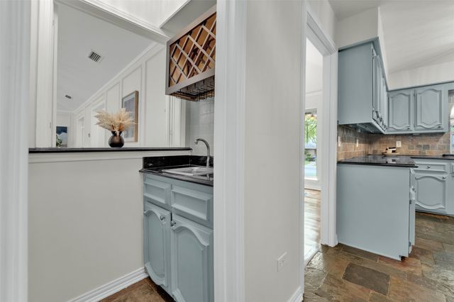 9511 Robin Meadow Drive, Dallas, TX 75243