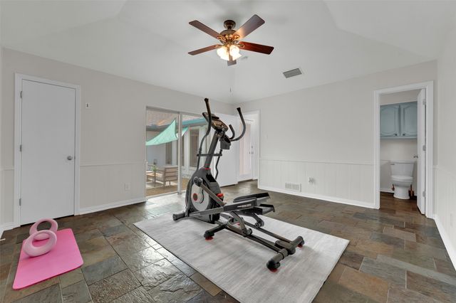 9511 Robin Meadow Drive, Dallas, TX 75243