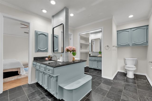 9511 Robin Meadow Drive, Dallas, TX 75243