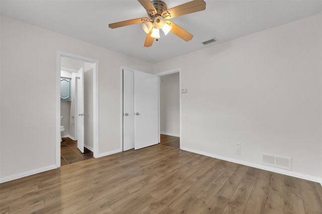 9511 Robin Meadow Drive, Dallas, TX 75243