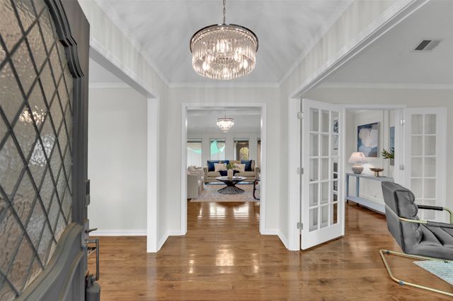 9511 Robin Meadow Drive, Dallas, TX 75243