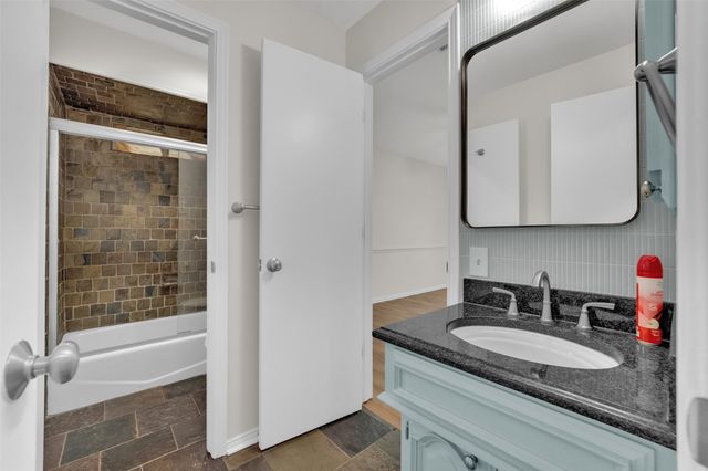 9511 Robin Meadow Drive, Dallas, TX 75243