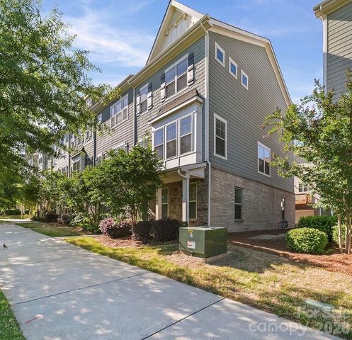 928 Bexton Street, Charlotte, NC 28273