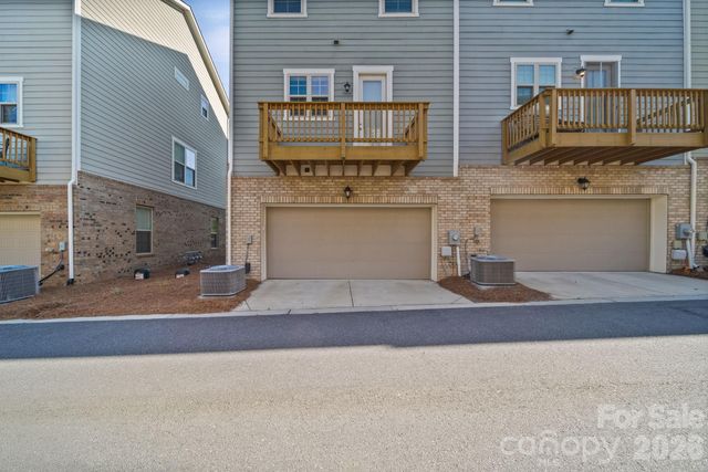 928 Bexton Street, Charlotte, NC 28273