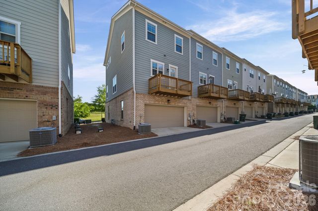 928 Bexton Street, Charlotte, NC 28273