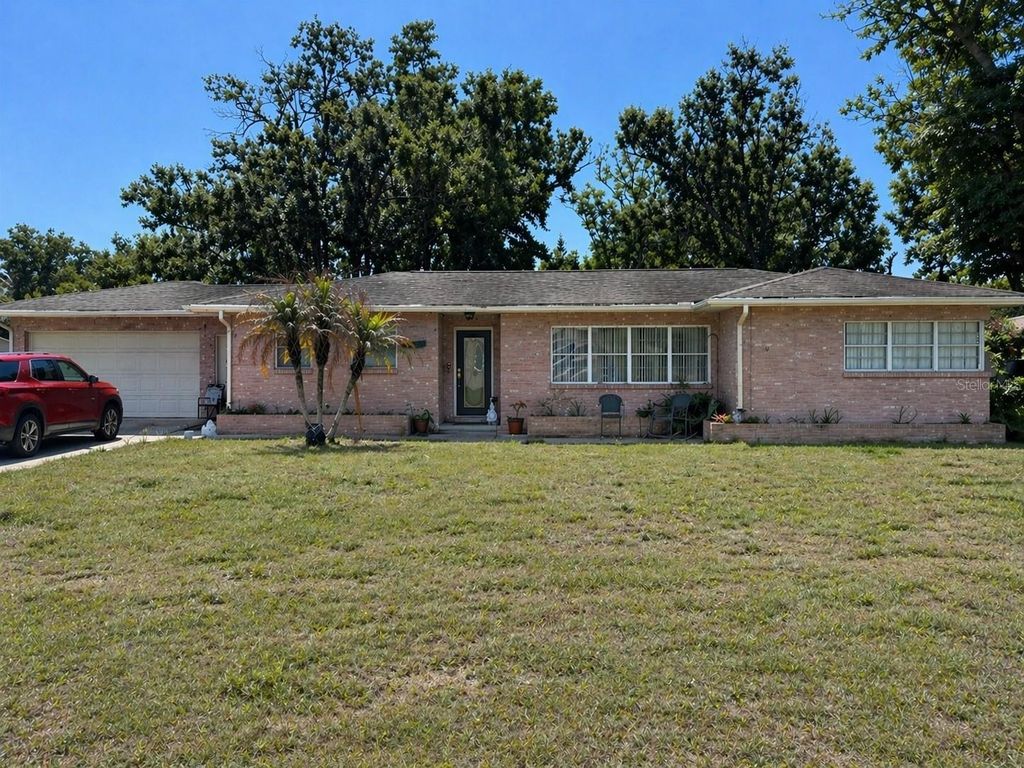 1507 MEADOWRIDGE DRIVE, Valrico, FL 33596