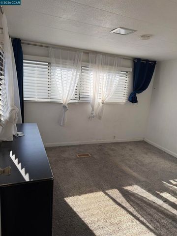 81 Eileen, Concord, CA 94518