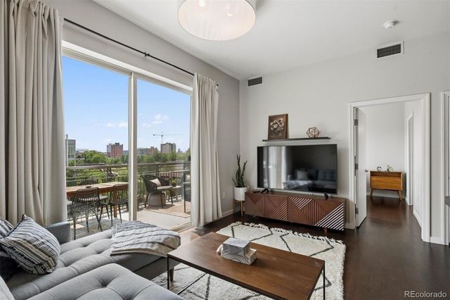 1440 Little Raven Street 403, Denver, CO 80202