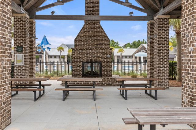 4041 Maidstone Drive, Mount Pleasant, SC 29466