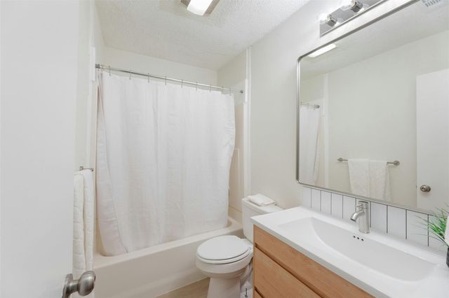 11603 Walnut Ridge DR Unit B, Austin, TX 78753