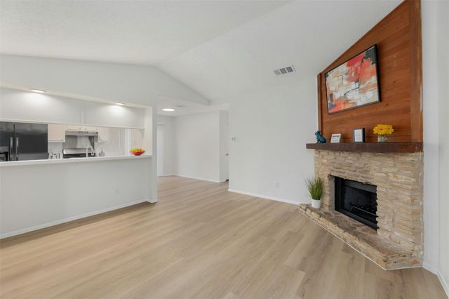 11603 Walnut Ridge DR Unit B, Austin, TX 78753