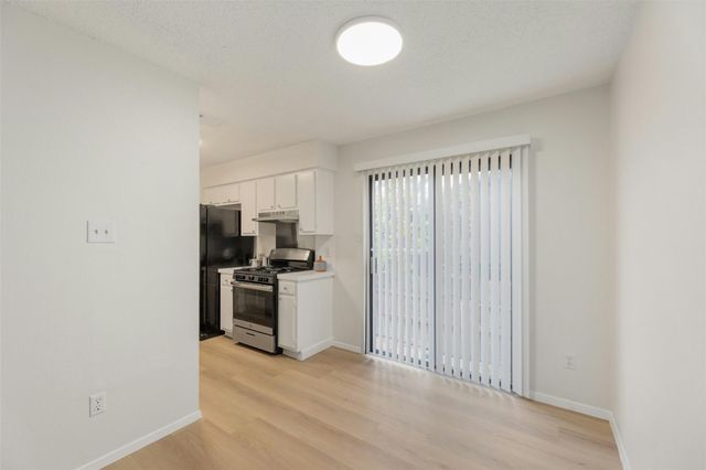 11603 Walnut Ridge DR Unit B, Austin, TX 78753