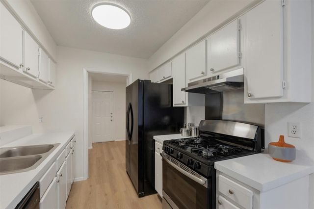 11603 Walnut Ridge DR Unit B, Austin, TX 78753