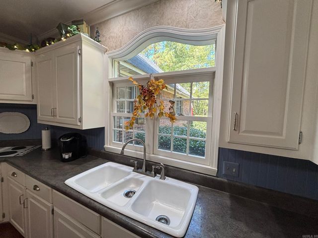 194 Cal Ray Dr., Camden, AR 71701