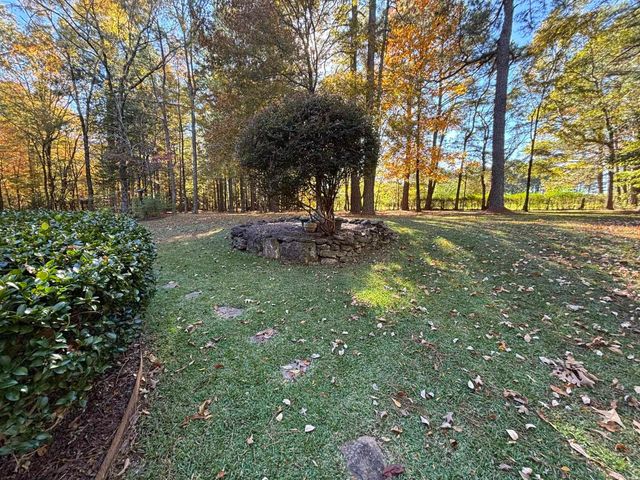 194 Cal Ray Dr., Camden, AR 71701