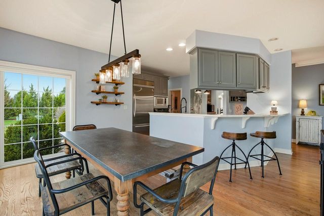 W291N3363 Summerhill ROAD, Pewaukee, WI 53072