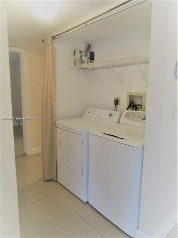 9491 S Palm Circle S 205, Pembroke Pines, FL 33025