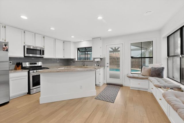 2425 Brook Crest Drive, Mesquite, TX 75150