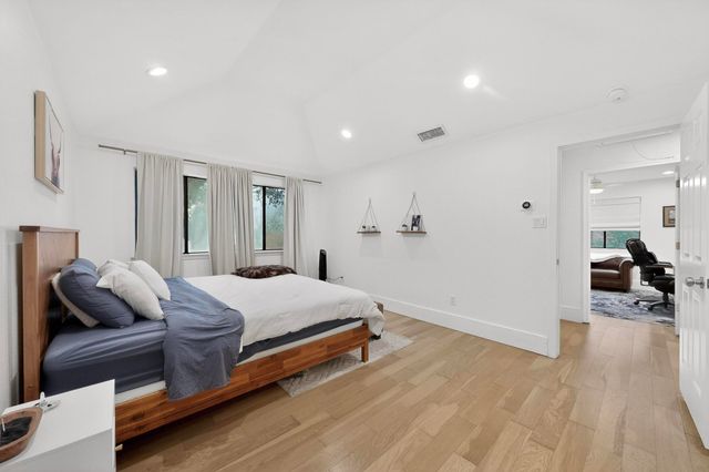 2425 Brook Crest Drive, Mesquite, TX 75150