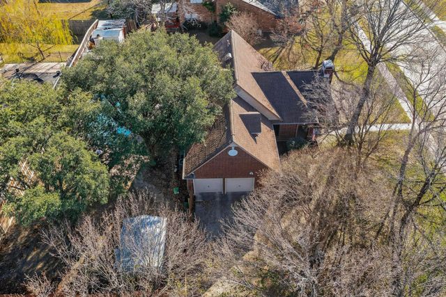 2425 Brook Crest Drive, Mesquite, TX 75150