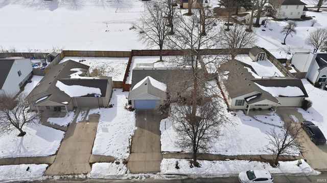 3627 Three Oaks Drive, Fort Wayne, IN 46809