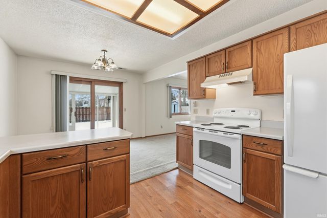 3627 Three Oaks Drive, Fort Wayne, IN 46809