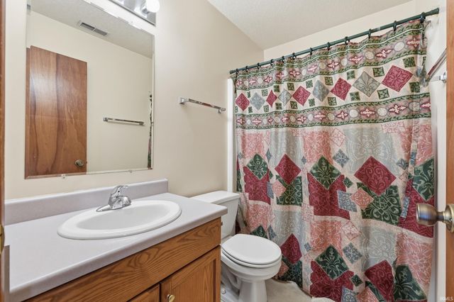 3627 Three Oaks Drive, Fort Wayne, IN 46809