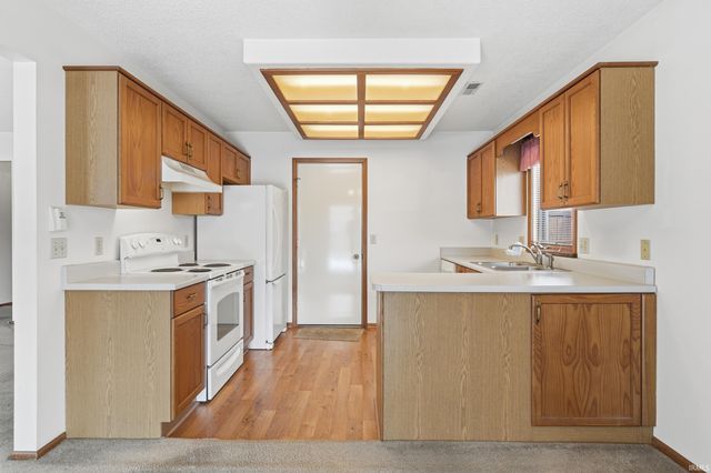 3627 Three Oaks Drive, Fort Wayne, IN 46809