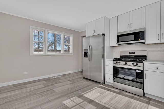 3624 151st Street, Midlothian, IL 60445