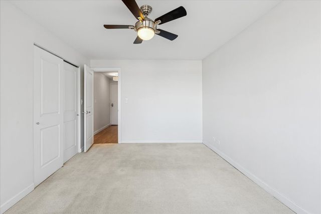 3033 N SHERIDAN Road 906, Chicago, IL 60657