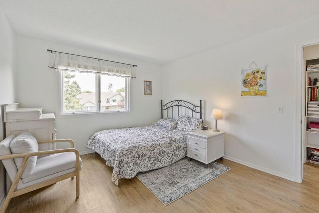 7267 Hunters Run 46C, Eden Prairie, MN 55346