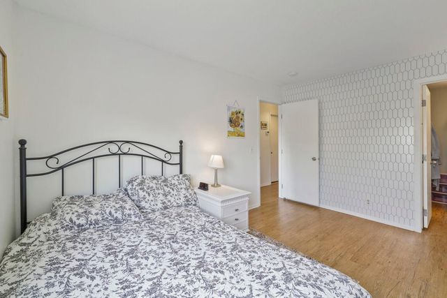7267 Hunters Run 46C, Eden Prairie, MN 55346