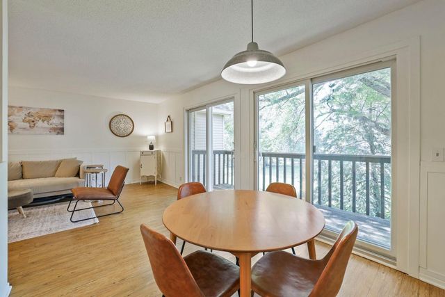 7267 Hunters Run 46C, Eden Prairie, MN 55346