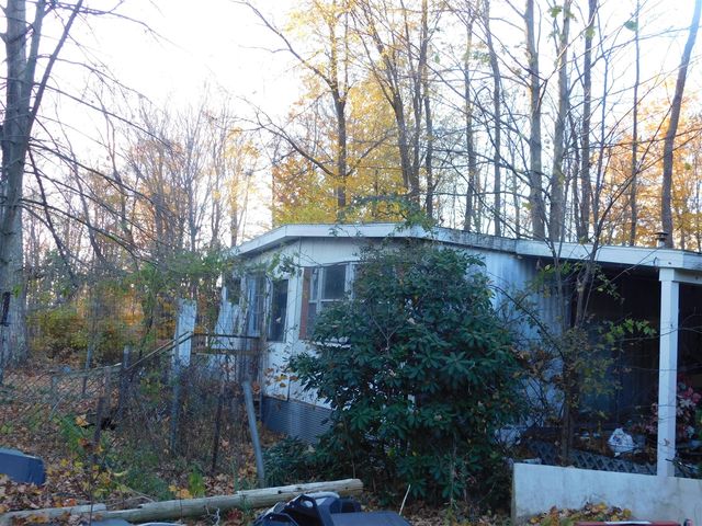 14638 Pleasanton Highway, Bear Lake, MI 49614