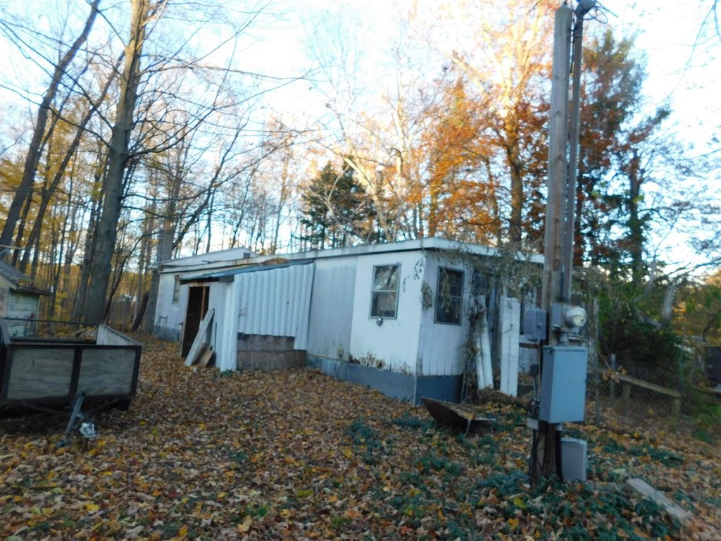 14638 Pleasanton Highway, Bear Lake, MI 49614