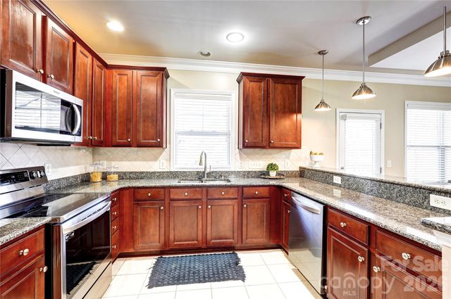627 Sunfish Lane, Tega Cay, SC 29708