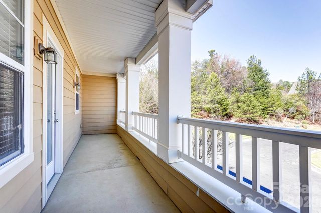 627 Sunfish Lane, Tega Cay, SC 29708
