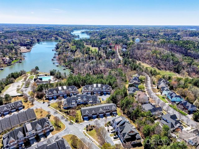627 Sunfish Lane, Tega Cay, SC 29708