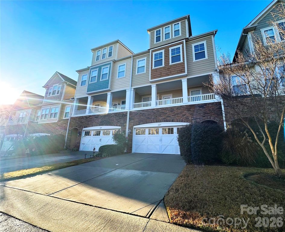 627 Sunfish Lane, Tega Cay, SC 29708