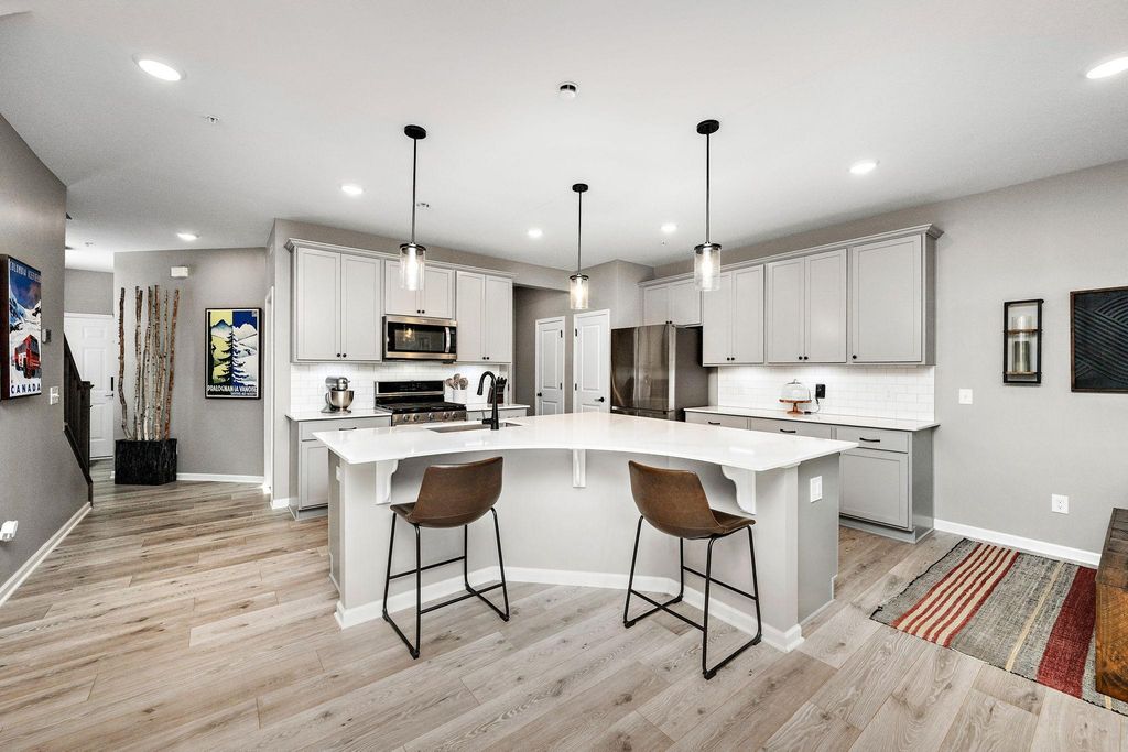 4864 Avery Court, Eagan, MN 55123 — photo 3