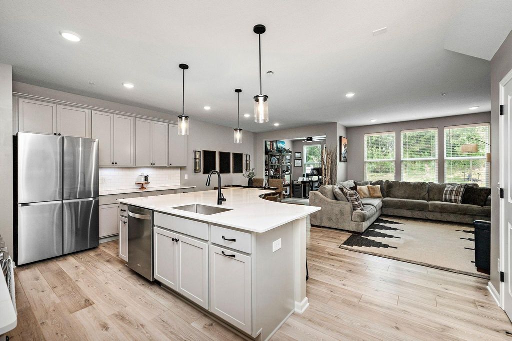 4864 Avery Court, Eagan, MN 55123 — photo 5