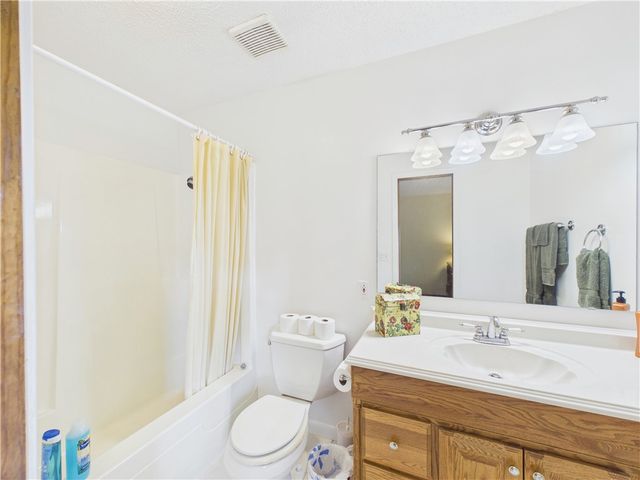 1105 S 27th Street, Rogers, AR 72758