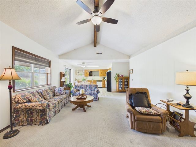 1105 S 27th Street, Rogers, AR 72758