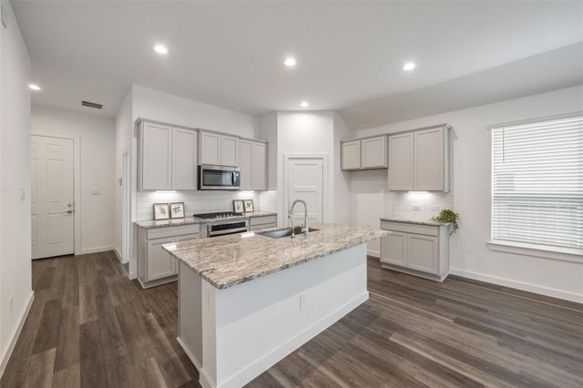 1613 Sunbend Lane, Katy, TX 77493