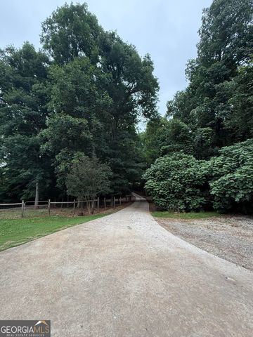 2526 Hancock Road, Social Circle, GA 30025